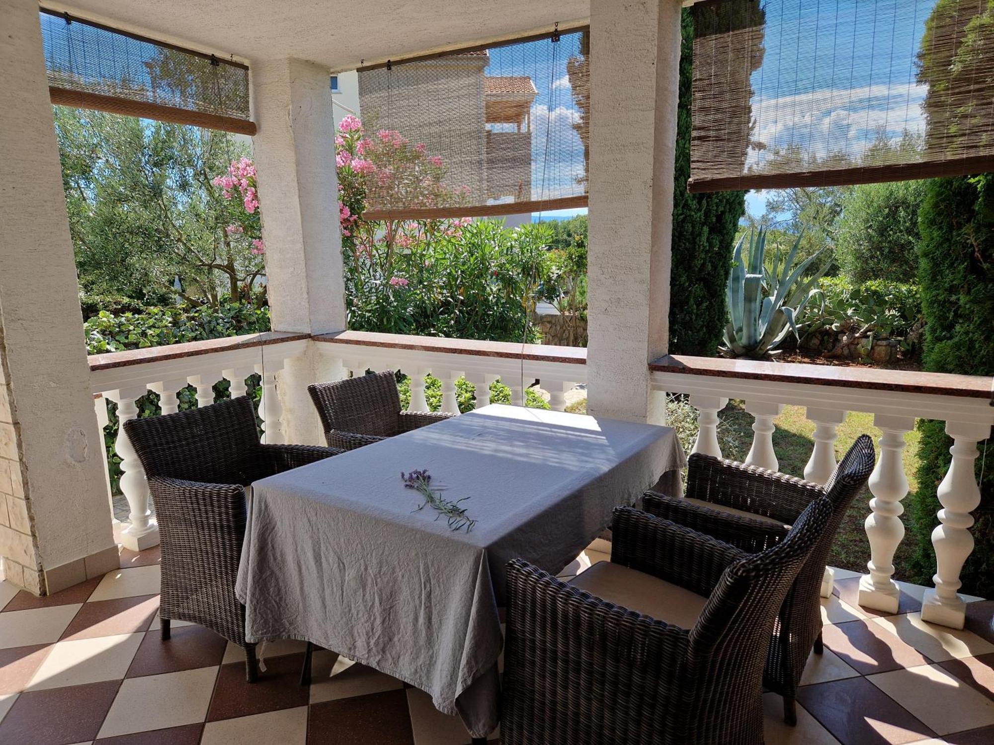 Holiday Home On Island Of Krk Malinska Exterior photo